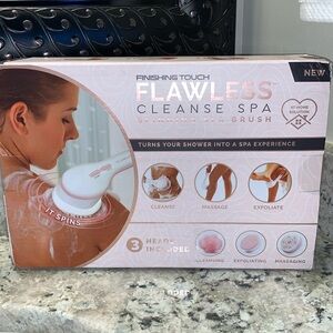 NEW Finishing Touch Flawless -cleansing spa spinning brush